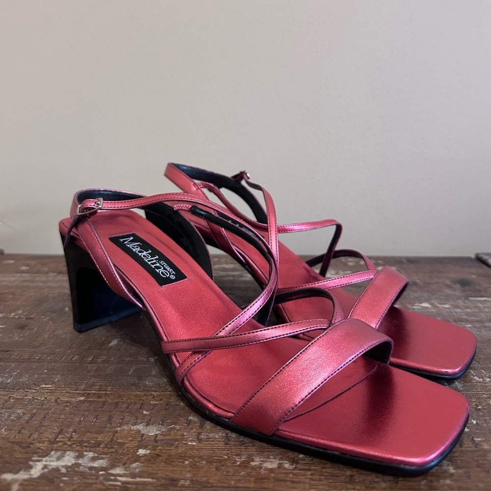 Madeline Stuart Pink And Black Scrappy Sandals With Heel Women’s Size 10
